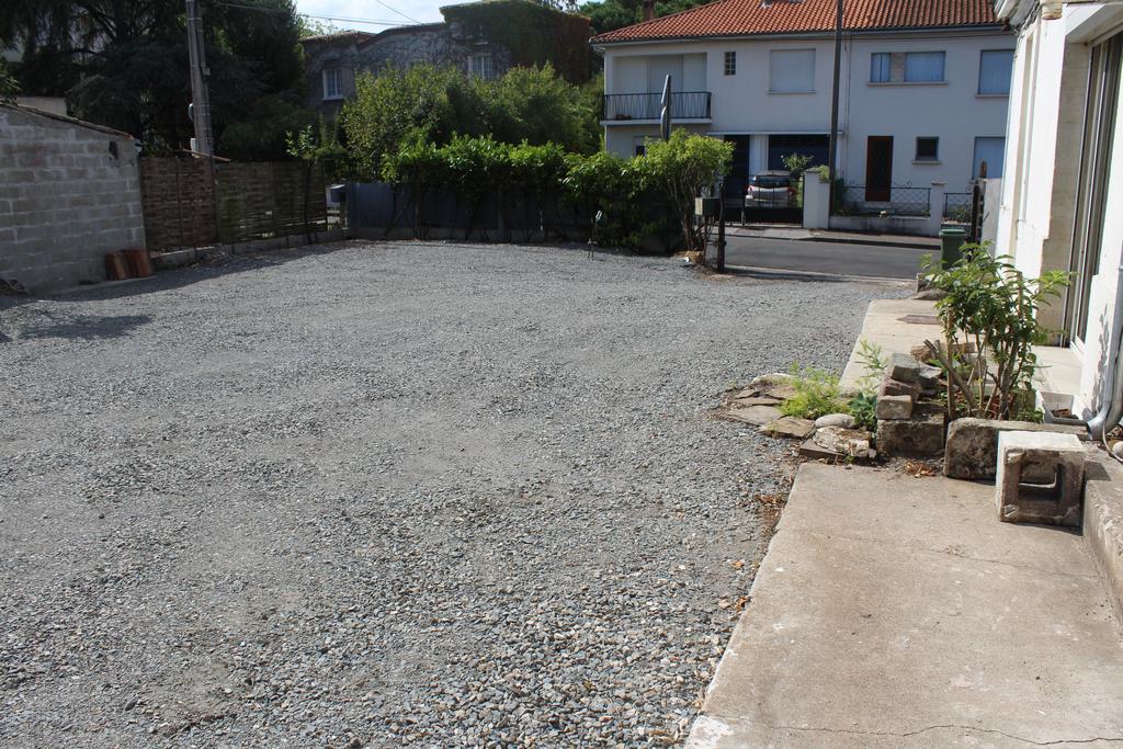 Apartment Etablissements Coulon - *