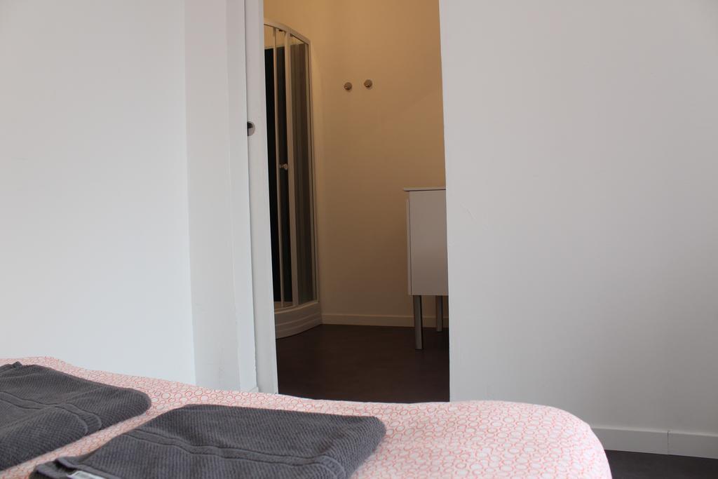 Etablissements Coulon - *