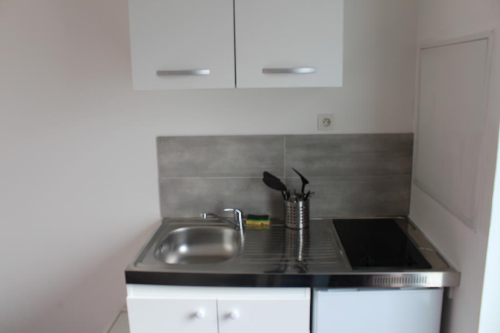 Etablissements Coulon - *